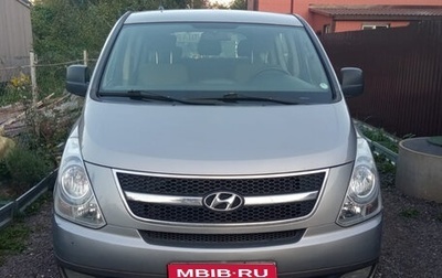 Hyundai H-1 II рестайлинг, 2012 год, 1 196 000 рублей, 1 фотография