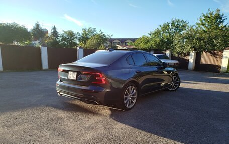 Volvo S60 III, 2021 год, 2 550 000 рублей, 4 фотография