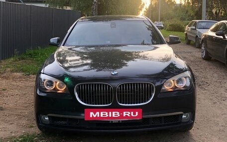 BMW 7 серия, 2011 год, 1 350 000 рублей, 3 фотография