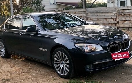 BMW 7 серия, 2011 год, 1 350 000 рублей, 2 фотография