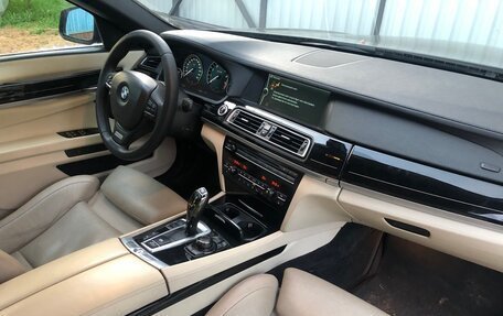 BMW 7 серия, 2011 год, 1 350 000 рублей, 14 фотография
