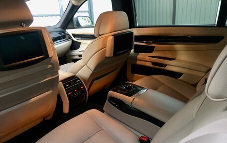 BMW 7 серия, 2011 год, 1 350 000 рублей, 15 фотография