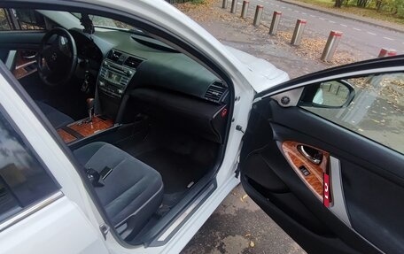Toyota Camry, 2009 год, 1 150 000 рублей, 16 фотография