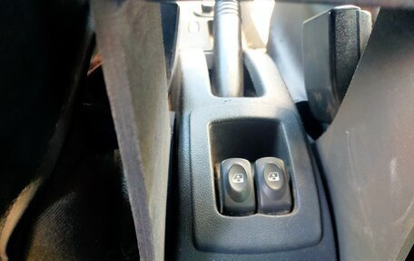 Renault Logan I, 2011 год, 359 000 рублей, 10 фотография