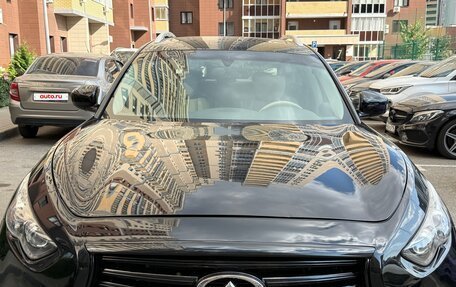 Infiniti QX70, 2015 год, 2 200 000 рублей, 7 фотография