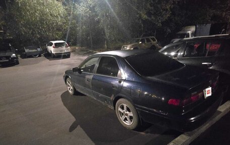 Toyota Camry, 1999 год, 420 000 рублей, 2 фотография