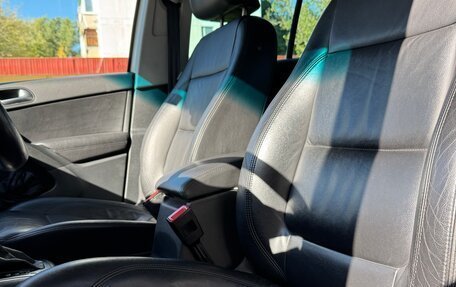 Volkswagen Tiguan I, 2011 год, 990 000 рублей, 15 фотография