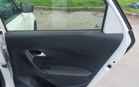 Volkswagen Polo VI (EU Market), 2014 год, 690 000 рублей, 20 фотография