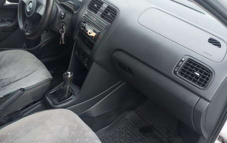Volkswagen Polo VI (EU Market), 2014 год, 690 000 рублей, 26 фотография