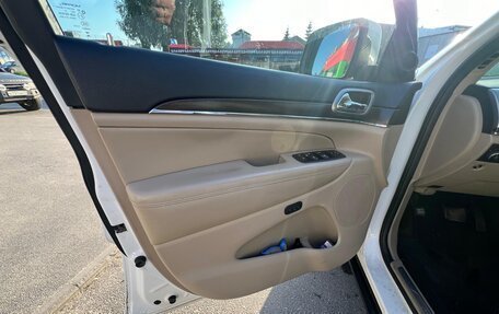 Jeep Grand Cherokee, 2014 год, 1 695 000 рублей, 13 фотография