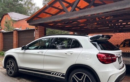 Mercedes-Benz GLA, 2018 год, 3 400 000 рублей, 3 фотография