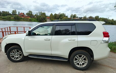 Toyota Land Cruiser Prado 150 рестайлинг 2, 2010 год, 1 999 000 рублей, 2 фотография