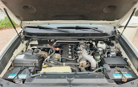 Toyota Land Cruiser Prado 150 рестайлинг 2, 2010 год, 1 999 000 рублей, 8 фотография