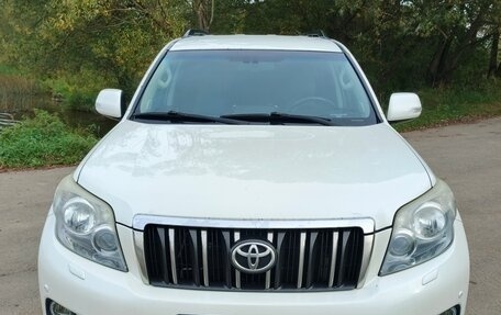 Toyota Land Cruiser Prado 150 рестайлинг 2, 2010 год, 1 999 000 рублей, 3 фотография