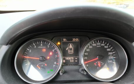 Nissan Qashqai, 2011 год, 780 000 рублей, 9 фотография