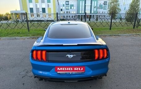 Ford Mustang VI рестайлинг, 2018 год, 2 200 000 рублей, 4 фотография