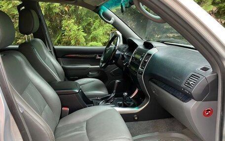 Toyota Land Cruiser Prado 120 рестайлинг, 2008 год, 2 150 000 рублей, 2 фотография