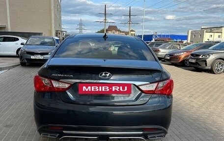 Hyundai Sonata VI, 2011 год, 1 560 000 рублей, 2 фотография