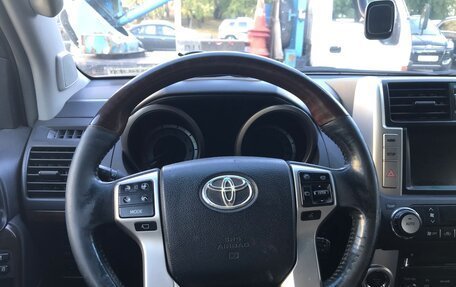 Toyota Land Cruiser Prado 150 рестайлинг 2, 2010 год, 2 995 000 рублей, 9 фотография