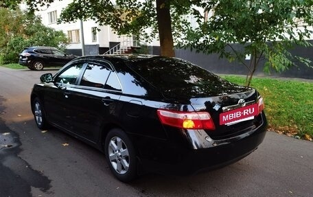 Toyota Camry, 2010 год, 1 300 000 рублей, 2 фотография