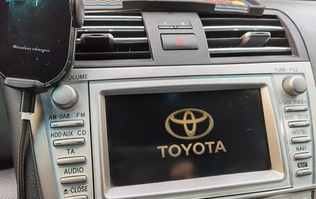Toyota Camry, 2010 год, 1 300 000 рублей, 4 фотография