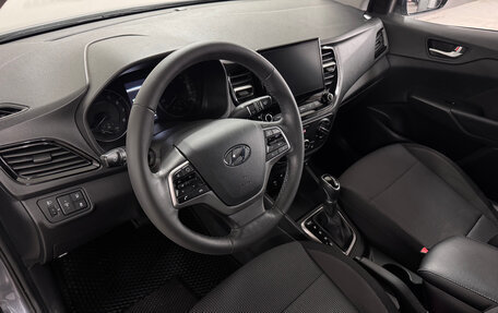 Hyundai Solaris II рестайлинг, 2021 год, 1 570 000 рублей, 7 фотография