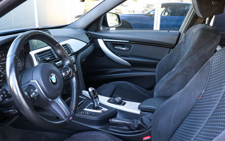 BMW 3 серия, 2018 год, 2 799 000 рублей, 14 фотография