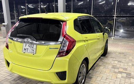 Honda Fit III, 2014 год, 880 000 рублей, 9 фотография