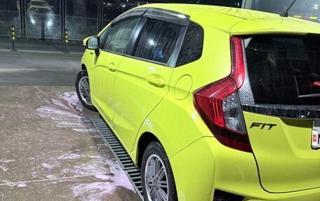 Honda Fit III, 2014 год, 880 000 рублей, 18 фотография
