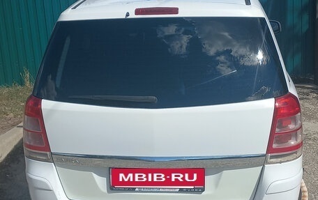 Opel Zafira B, 2011 год, 640 000 рублей, 5 фотография