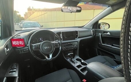 KIA Sportage IV рестайлинг, 2018 год, 2 450 000 рублей, 28 фотография
