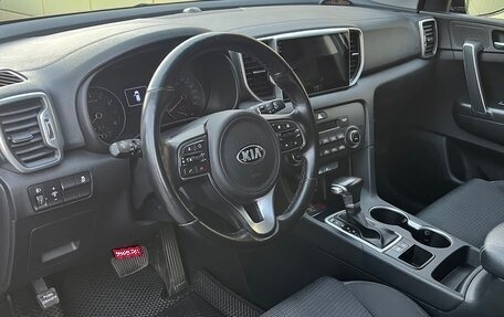 KIA Sportage IV рестайлинг, 2018 год, 2 450 000 рублей, 24 фотография