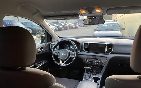 KIA Sportage IV рестайлинг, 2018 год, 2 450 000 рублей, 32 фотография