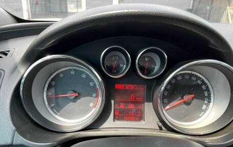 Opel Insignia II рестайлинг, 2012 год, 920 000 рублей, 11 фотография