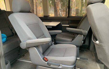 Volkswagen Multivan T5, 2012 год, 2 350 000 рублей, 18 фотография