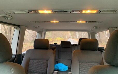 Volkswagen Multivan T5, 2012 год, 2 350 000 рублей, 13 фотография