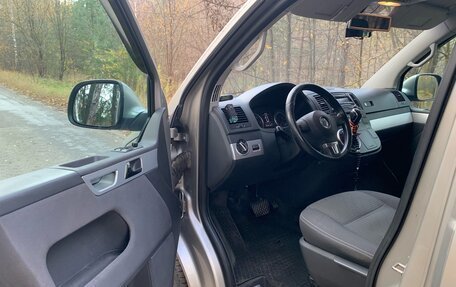 Volkswagen Multivan T5, 2012 год, 2 350 000 рублей, 24 фотография