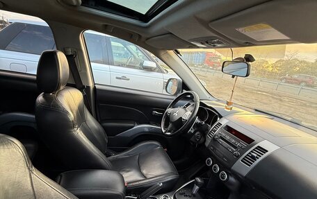 Mitsubishi Outlander III рестайлинг 3, 2008 год, 1 000 000 рублей, 8 фотография