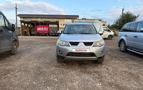 Mitsubishi Outlander III рестайлинг 3, 2008 год, 1 000 000 рублей, 2 фотография