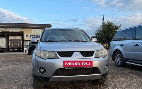 Mitsubishi Outlander III рестайлинг 3, 2008 год, 1 000 000 рублей, 3 фотография