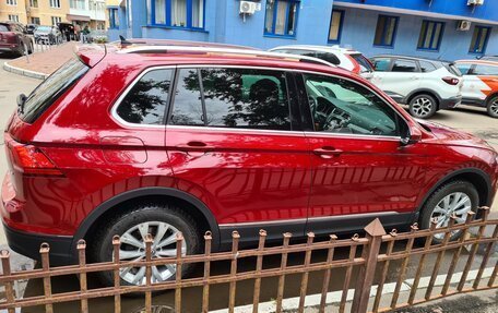 Volkswagen Tiguan II, 2017 год, 2 050 000 рублей, 4 фотография