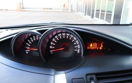 Toyota Verso I, 2013 год, 1 190 000 рублей, 11 фотография