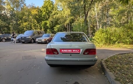 Mercedes-Benz E-Класс, 1997 год, 1 000 000 рублей, 4 фотография