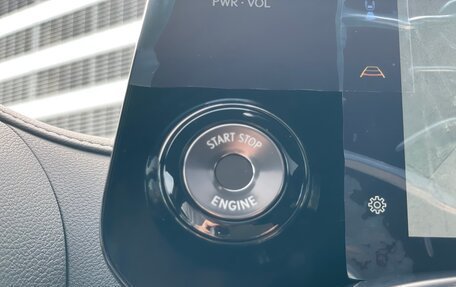 Lexus LX, 2024 год, 15 750 000 рублей, 22 фотография