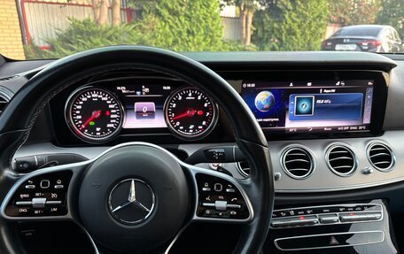 Mercedes-Benz E-Класс, 2018 год, 2 900 000 рублей, 7 фотография