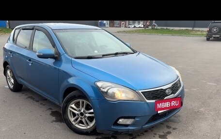 KIA cee'd I рестайлинг, 2010 год, 500 000 рублей, 2 фотография