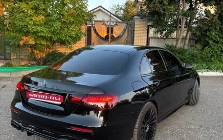 Mercedes-Benz E-Класс, 2018 год, 2 900 000 рублей, 4 фотография