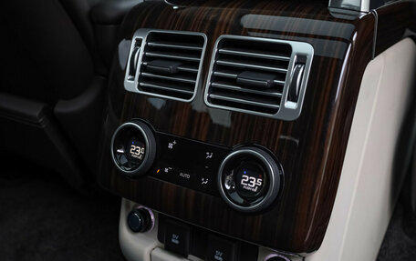 Land Rover Range Rover IV рестайлинг, 2020 год, 8 590 000 рублей, 26 фотография