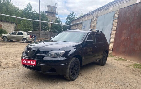 Mitsubishi Outlander III рестайлинг 3, 2006 год, 600 000 рублей, 2 фотография
