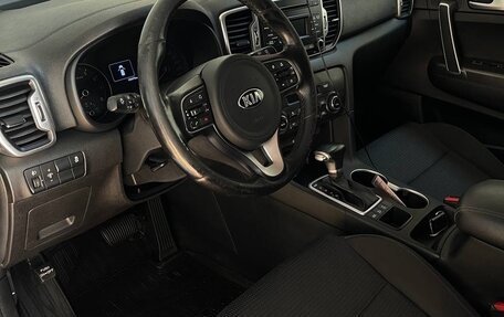 KIA Sportage IV рестайлинг, 2018 год, 2 100 000 рублей, 8 фотография